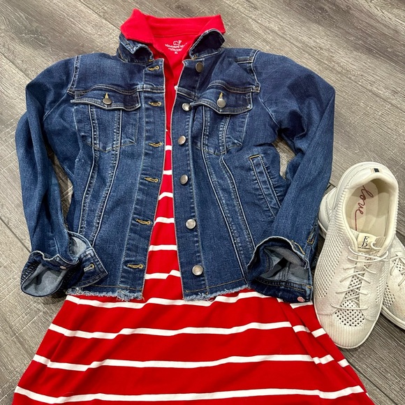 Vineyard Vines Dresses & Skirts - Vineyard Vines XL v neck striped dress